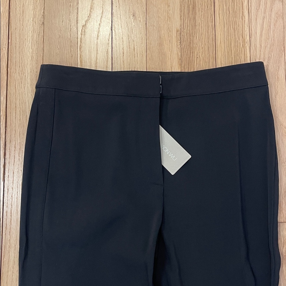 Jason Wu Black capri pants size 4 
Brand new with tags 
Size 4 - Picture 8 of 11